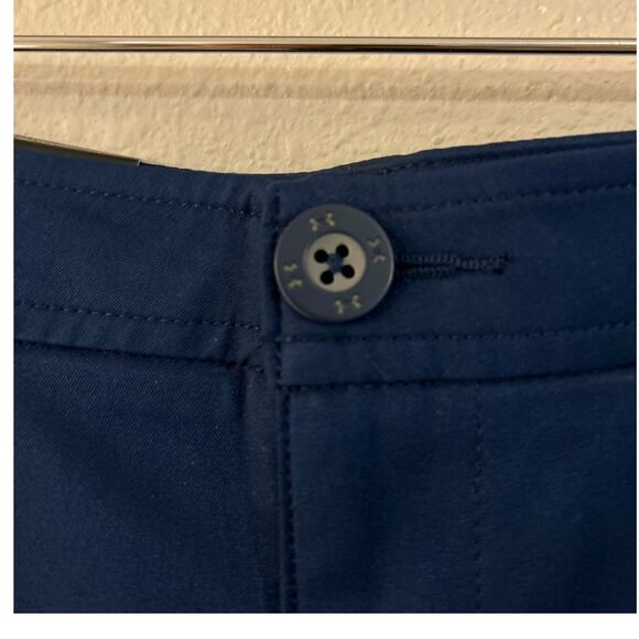 NWT Under Armour Boys Loose Chino Drive Golf Pants Navy Blue 18 - Picture 3 of 6